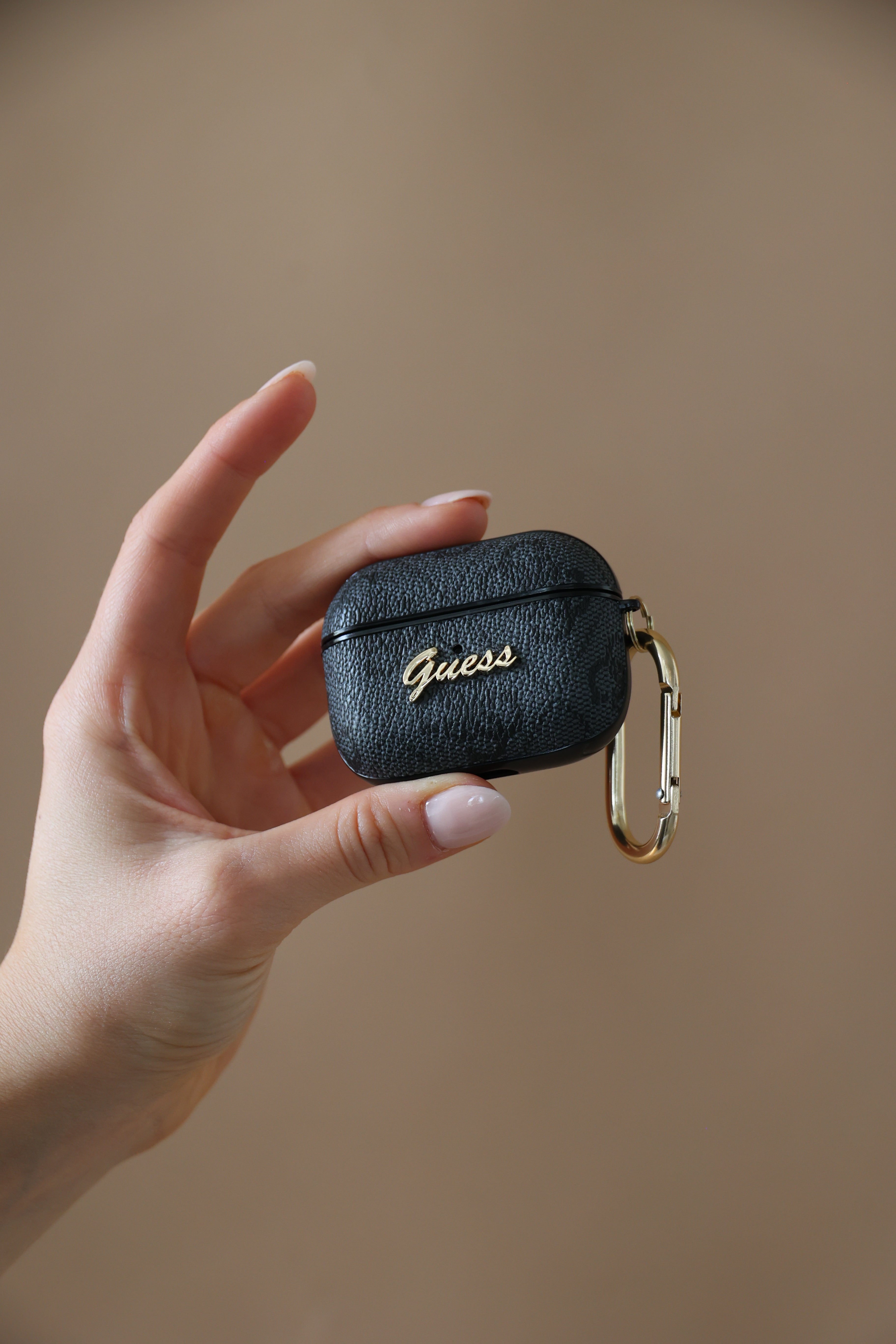 Guess AirPods Pro - 4G Script Metal Case