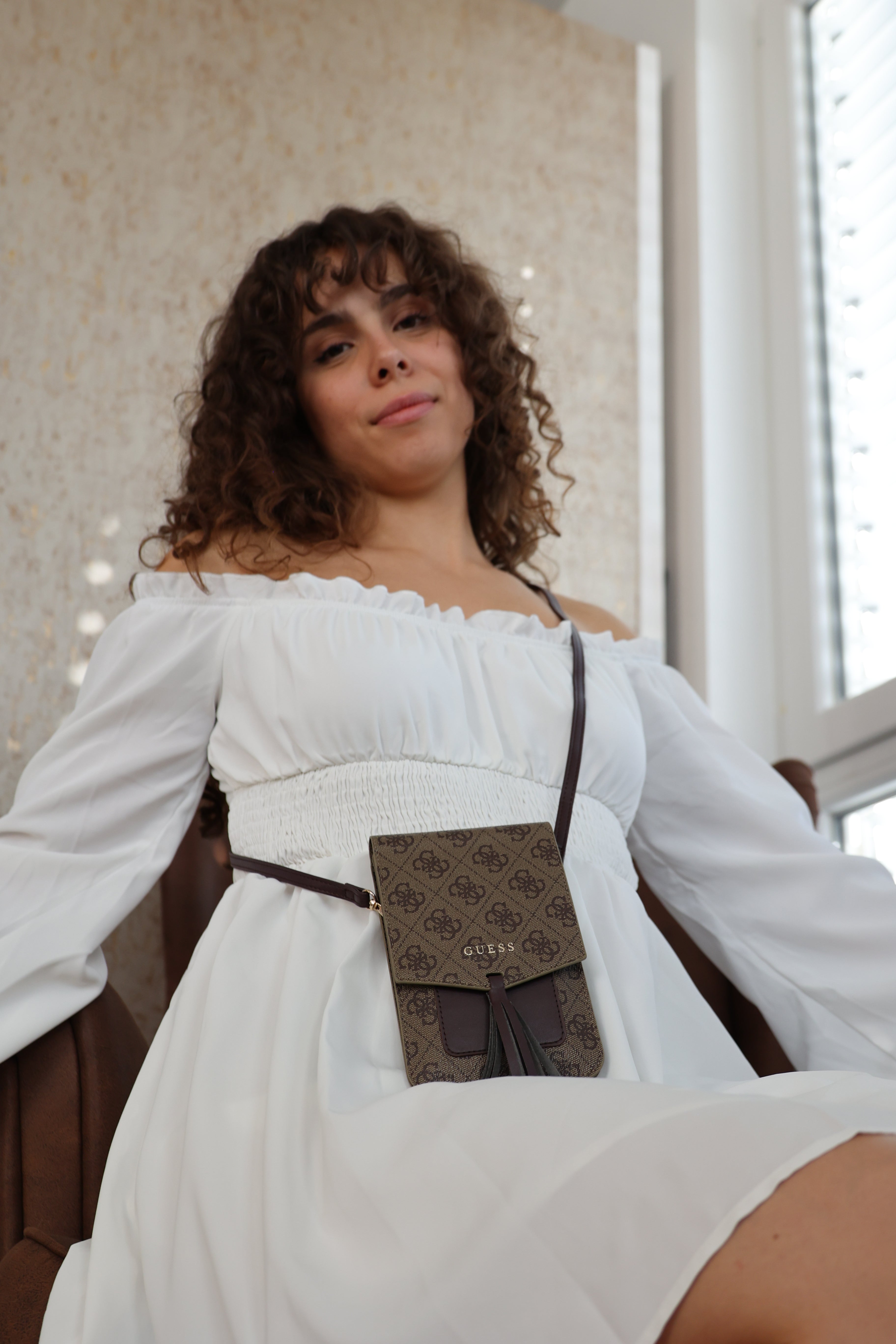 Guess Umhängetasche Handytasche