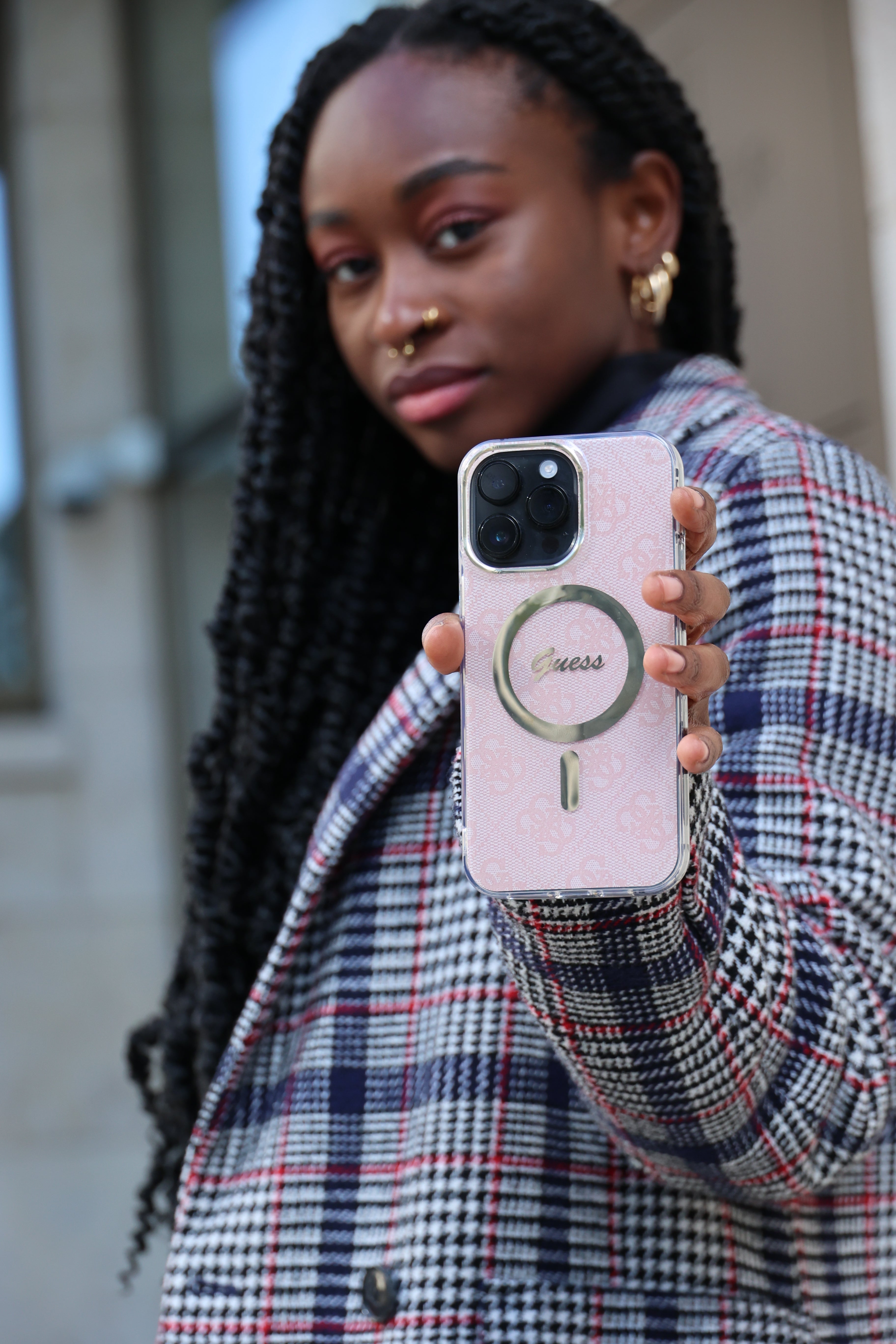 Guess 4G MagSafe Case inkl. MagSafe Powerbank 5000mAh