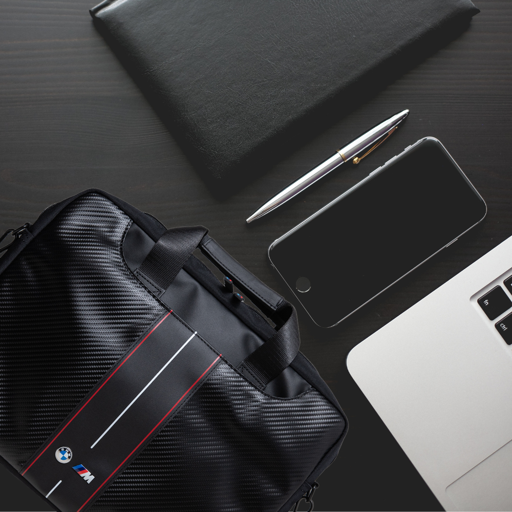 BMW Carbon Red Stripes Laptop Notebook 16 Zoll Tasche