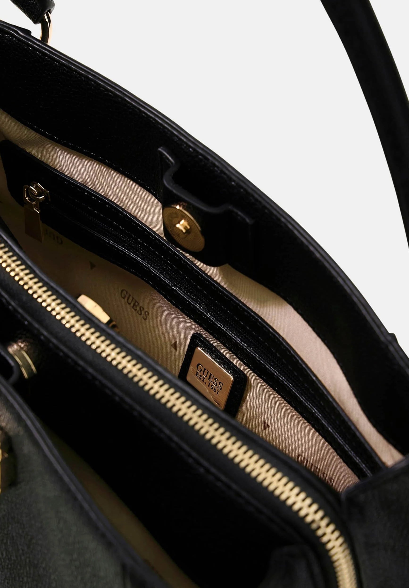 Guess Karnilla Girlfriend Satchel Handtasche