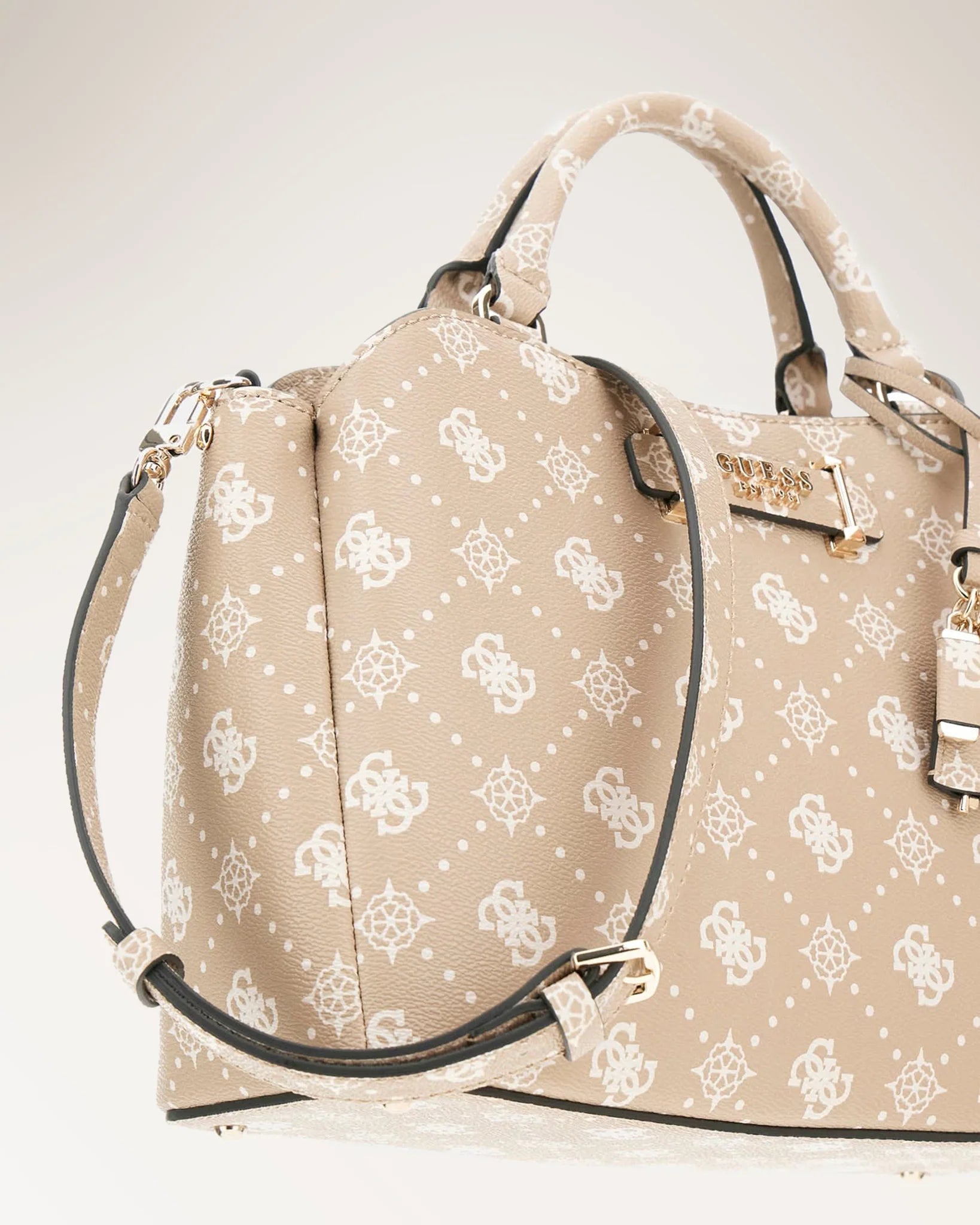 Guess Silia Girlfriend Satchel Handtasche